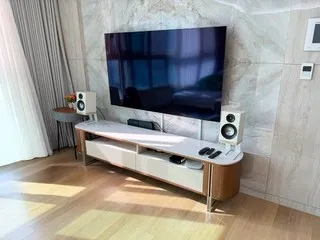 삼성전자 4K UHD OLED TV 리뷰9