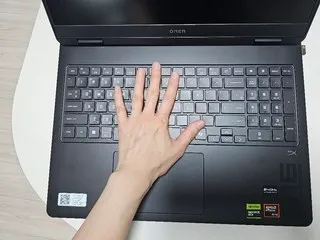 HP 오멘 16 리뷰10