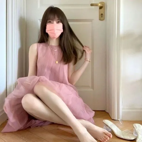 핑크 원피스 모델 착용 사진3
